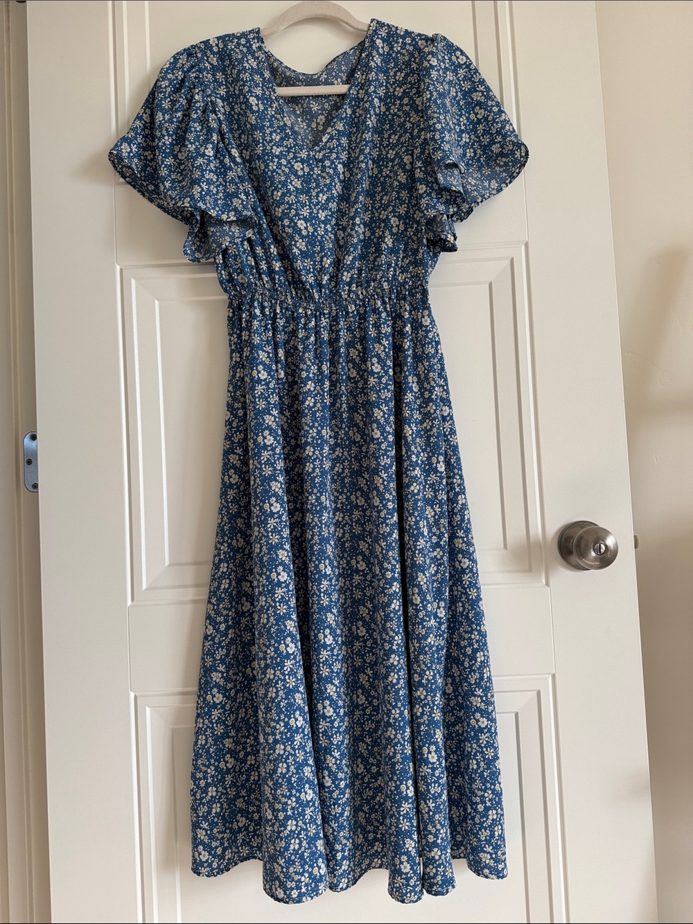 Blue Floral Flutter-Sleeve Midi Dress